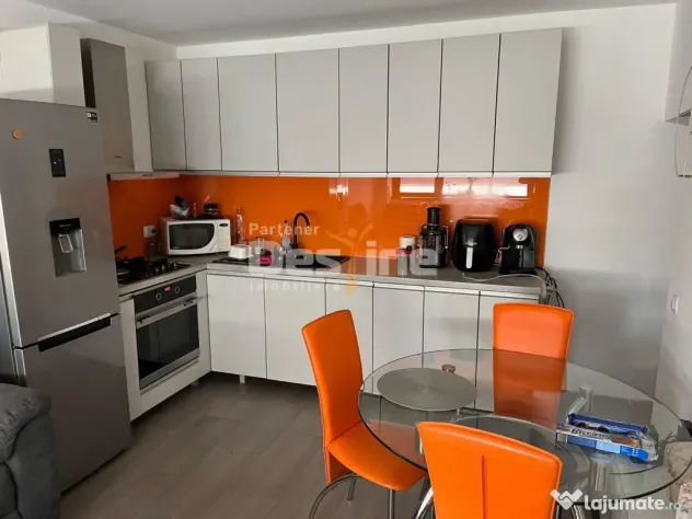 Casă 3 camere – Sector 5 – gata de mutare