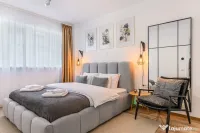 Apartament nou, prima inchiriere Racadau, cu parcare inclusa