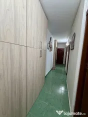 Apartament 2 camere,str.Victoriei,etaj 2