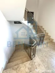 Spatiu comercial pe Bulevardul Decebal - Rovine - Helmat ... 