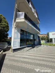 Spatiu comercial pe Bulevardul Decebal - Rovine - Helmat ... 