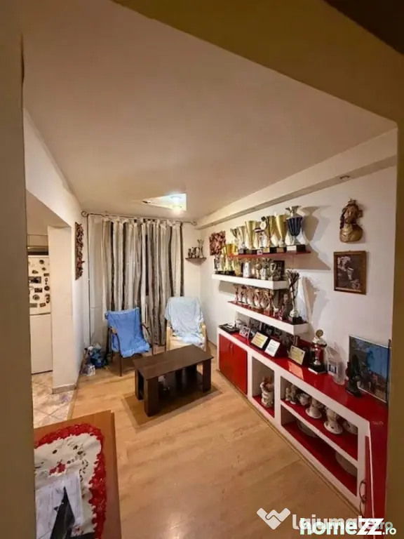 Apartament 4 camere de vânzare | Tomis Nord, Constanța