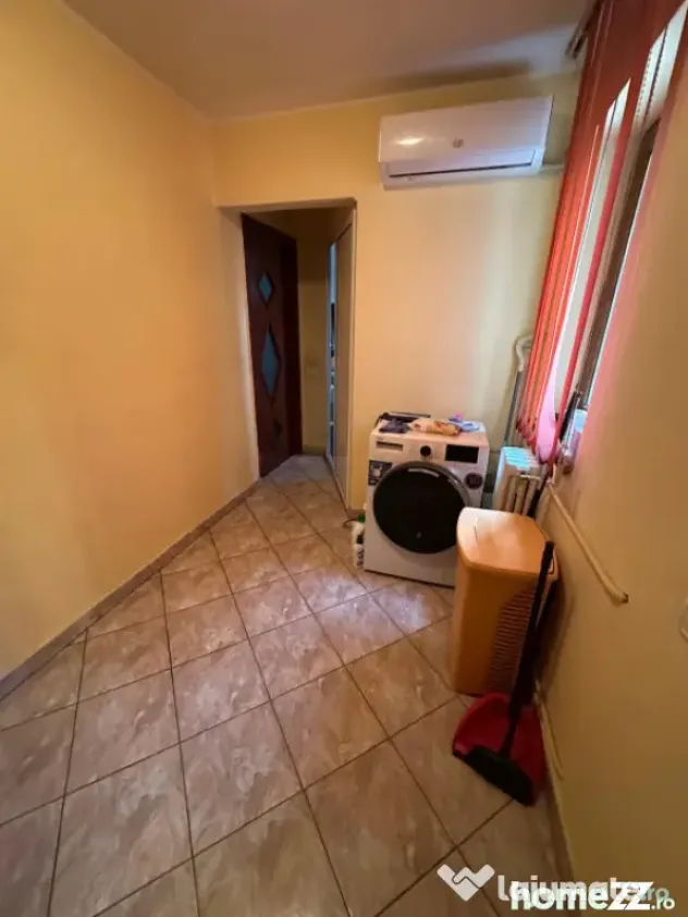 Apartament 4 camere de vânzare | Tomis Nord, Constanța