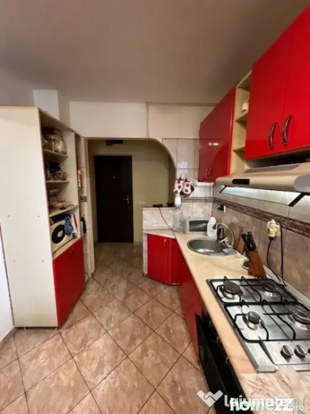 Apartament 4 camere de vânzare | Tomis Nord, Constanța