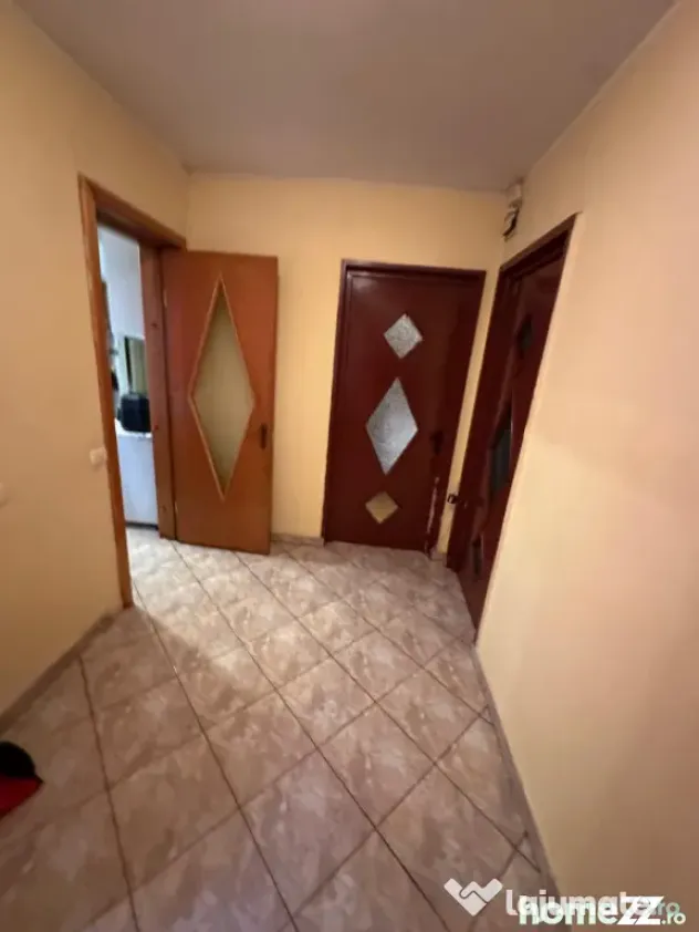 Apartament 4 camere de vânzare | Tomis Nord, Constanța