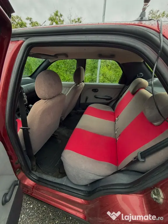 Vând Fiat Albea 1.3 mpi