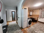 Apartament 2 camere decomandat, parter înalt, Podu Iloaiei 