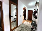 Apartament 2 camere decomandat, parter înalt, Podu Iloaiei 