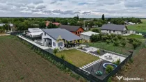 CASA DE VIS LANGA LAC | FRUMUSANI | TEREN 755MP