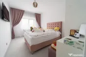 CASA DE VIS LANGA LAC | FRUMUSANI | TEREN 755MP 