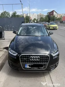 Audi Q3 2014, negru