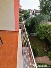 Casa- Vila - Prelungirea Ghencea-Bucuresti- 450000E- 660MP T 