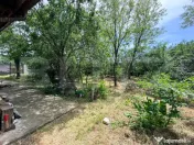 Casă cu teren mare și mult spațiu verde în Satul Motoci, 
