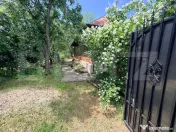 Casă cu teren mare și mult spațiu verde în Satul Motoci, 