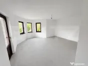 Casa de vanzare semifinisata zona linistita, Reghin 