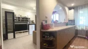 Apartament 3 camere in Deva, zona Licee 