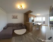 Apartament 2 camere, decomandat - zona Sanpetru 