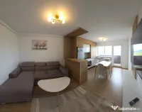 Apartament 2 camere, decomandat - zona Sanpetru 