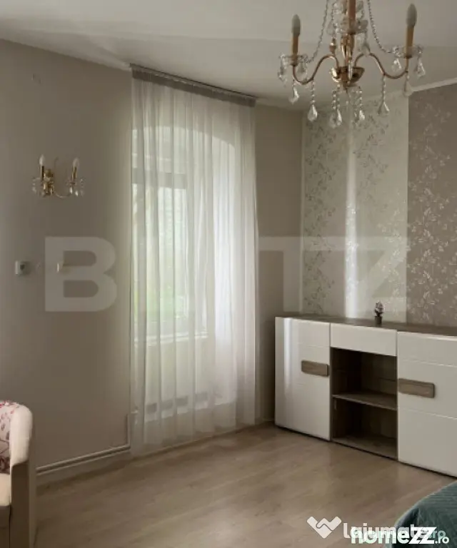 Garsonieră spațioasă 42 mp | zonă excelentă | Aproape d - Brasov (Brasov)