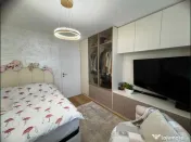 Apartament 3 camere, decomandat - zona Tractorul 