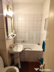 Apartament 3 camere 69 mp, Independentei 