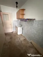 Garsoniera renovabila , etaj intermediar , Radauti 