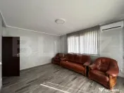 Casă P + E cu garaj, 195 mp utili, teren 599 mp, zona Ford 