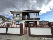 Casă P + E cu garaj, 195 mp utili, teren 599 mp, zona Ford 