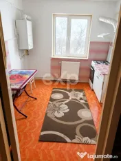 Apartament 2 camere semidecomandat de vanzare, centrală pro 