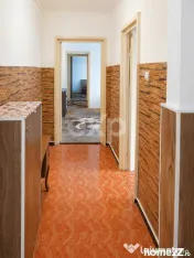 Apartament 2 camere semidecomandat de vanzare, centrală pro 