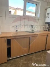Vila – Etaj 2 + Mansardă de închiriat | Zona Vitan ??... 
