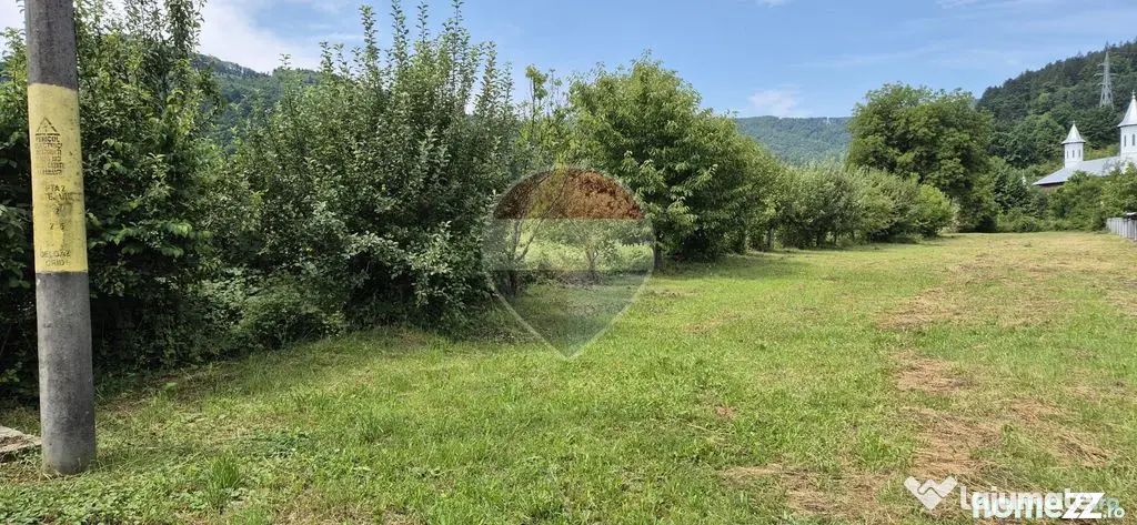 Teren casă 1280 m2, cu proiect, autorizației și utilit...