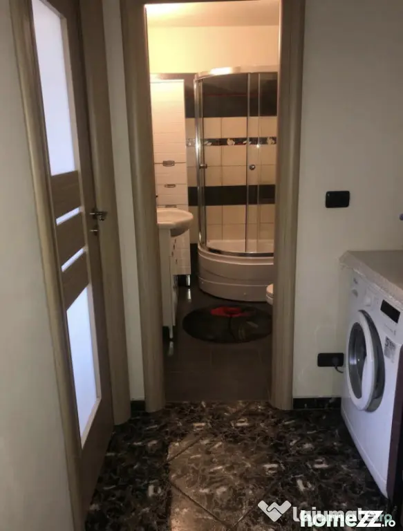 Apartament decomandat 3 camere, 71.86 mp, 2 bai, zona 1 Mai - Craiova (Dolj)