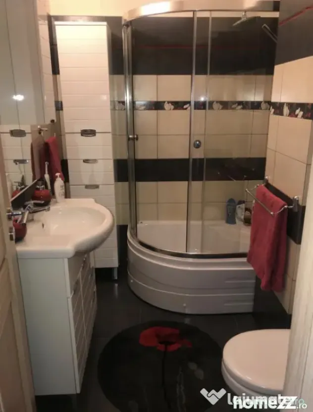 Apartament decomandat 3 camere, 71.86 mp, 2 bai, zona 1 Mai - Craiova (Dolj)