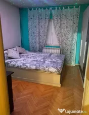 Apartament decomandat, cu 3 camere, 2 bai, zona 1 Mai 