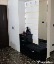 Apartament decomandat, cu 3 camere, 2 bai, zona 1 Mai 