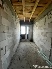Casa de Vanzare in Sendreni 