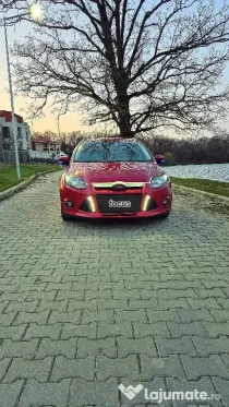 Ford Focus/ cutie automata/ parcheaza singura/ comenzi vocale