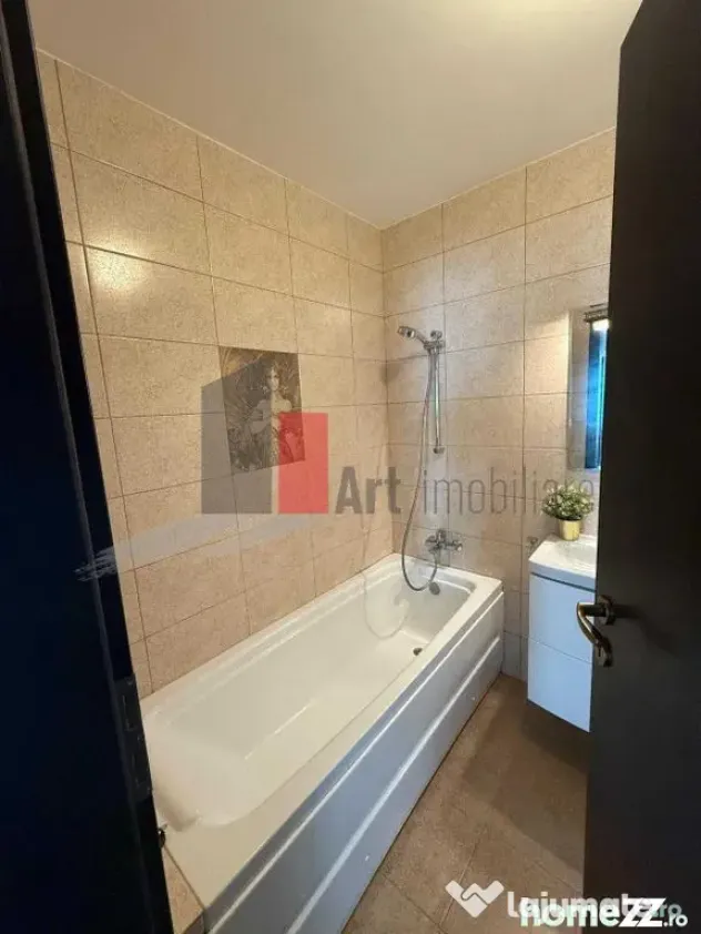Vand apartament 3 camere, Militari Residence