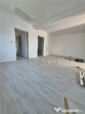 Duplex pe parter - 2 dormitoare - 3 bai ( o baie pe terasa )