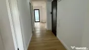 Apartament cu 3 camere singur pe etaj Polona
