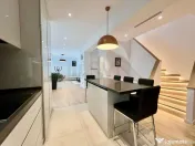 Triplex l 210 mp l Zona Centrala 