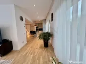 Triplex l 210 mp l Zona Centrala 