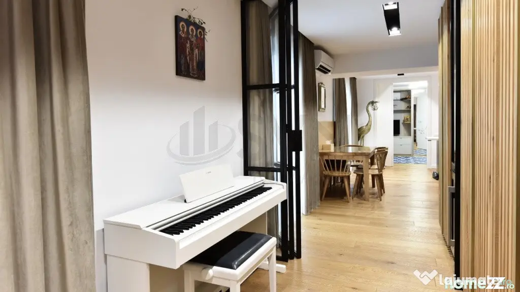Duplex lux parter cu terasa 5 camere Cloud 9