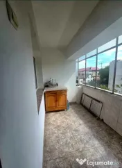 Apartament 3 camere, decomandat - zona Noua