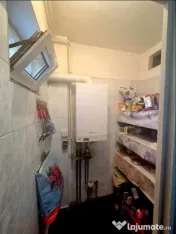 Apartament 3 camere, decomandat - zona Noua