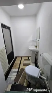 Casa cu garaj la curte Chitila - Colosseum Mall