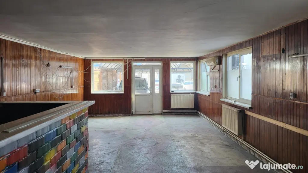 Spațiu comercial de închiriat în zona Interioară 2 - Nic