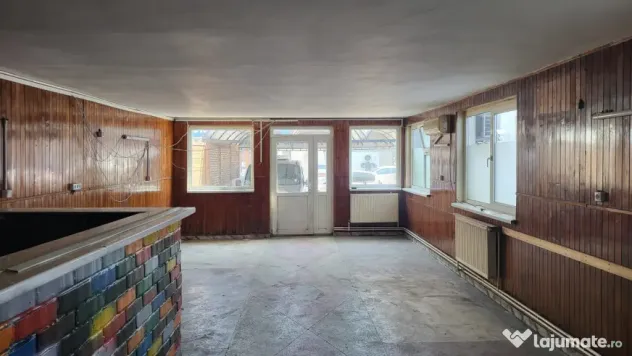 Spațiu comercial de închiriat în zona Interioară 2 - Nic