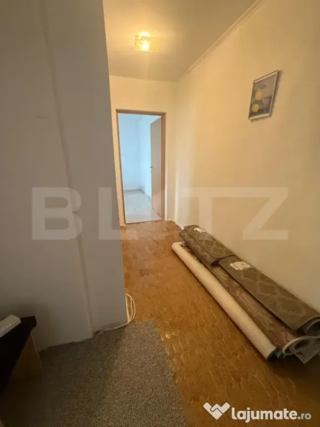 Apartament zona linistita, 2 camere, decomandat, centrala pr